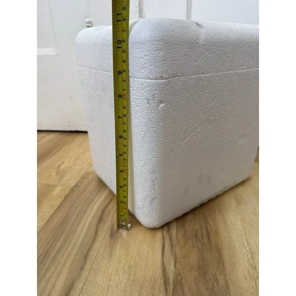 Small White Styrofoam Insulated Cooler Box with Lid